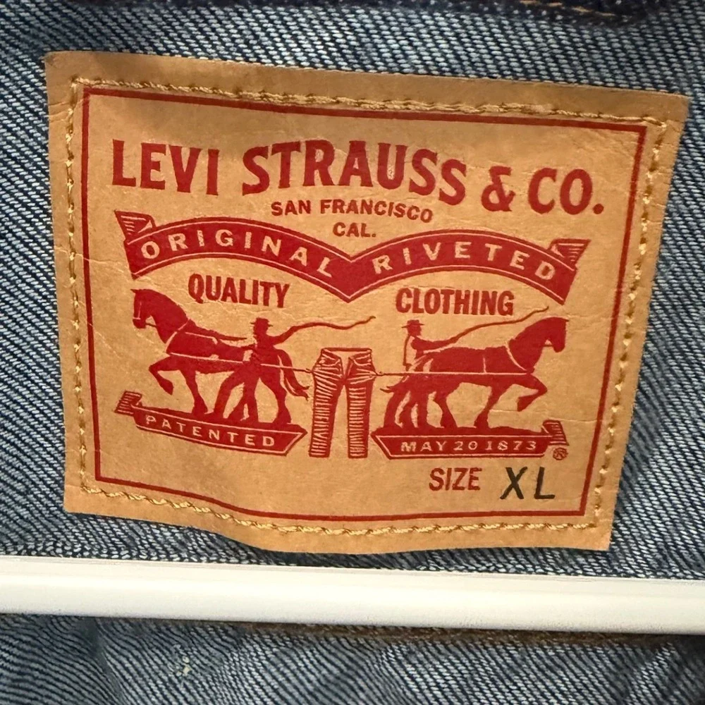 Levis Trucker Jacket Dark Wash Denim Button Front 70270-0161 Mens XL